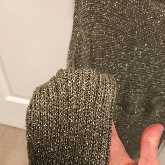 Gold sparkles sweater - Picture 3 of 3